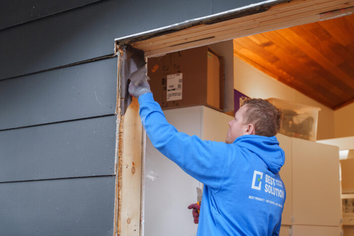 WINDOW INSTALLATION